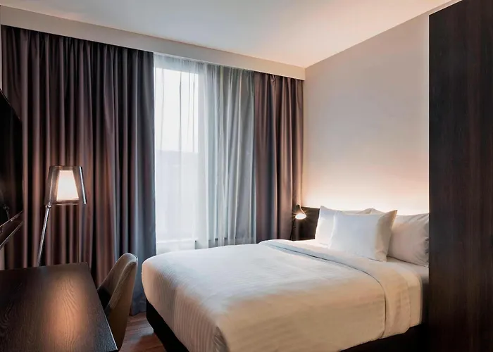 By Marriott Frankfurt Center Hotel