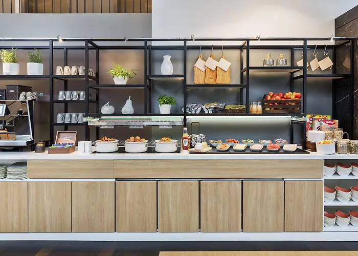 By Marriott Frankfurt Center 4* Francoforte sul Meno